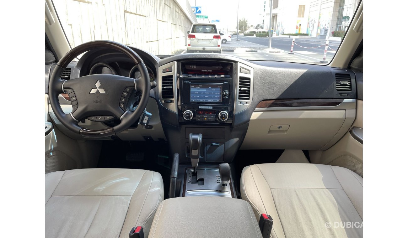 Mitsubishi Pajero 3.5L | HIGHLINE|  GCC | EXCELLENT CONDITION | FREE 2 YEAR WARRANTY | FREE REGISTRATION | 1 YEAR FREE