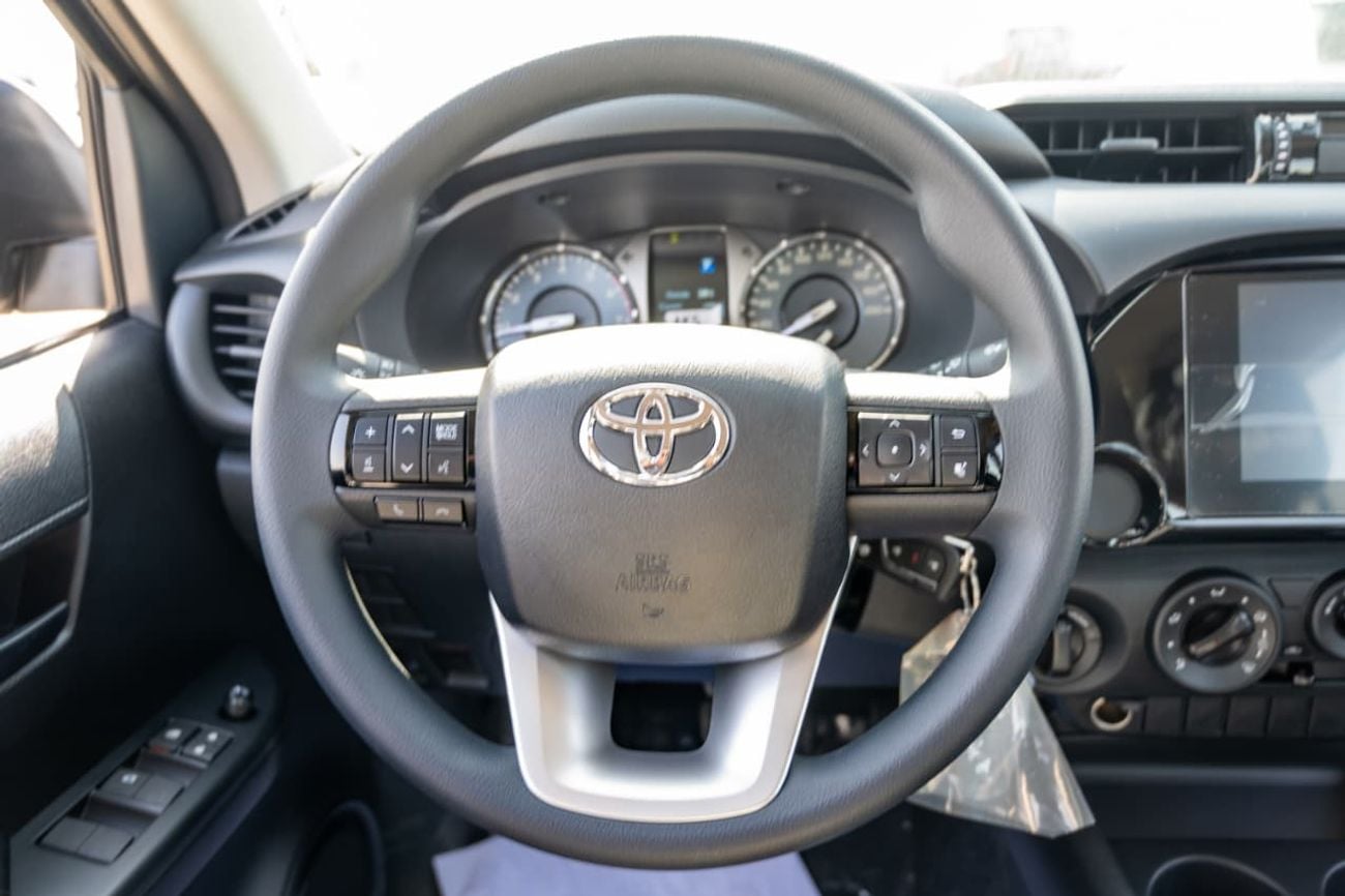 تويوتا هيلوكس 2.7L Medium Grade | Double Cabin | 4x4 | Automatic | Petrol