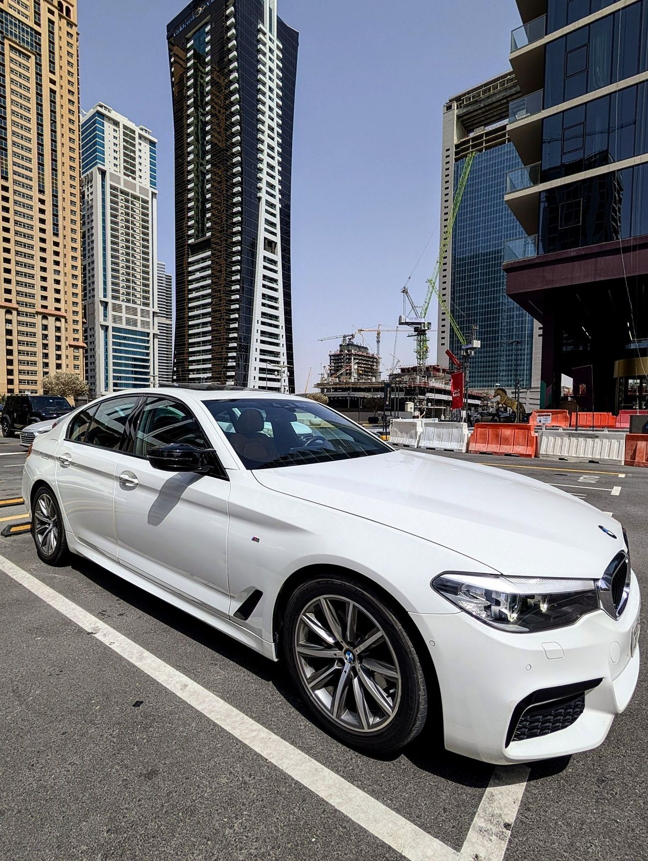 بي أم دبليو 520i M Sport Comfort 2.0L