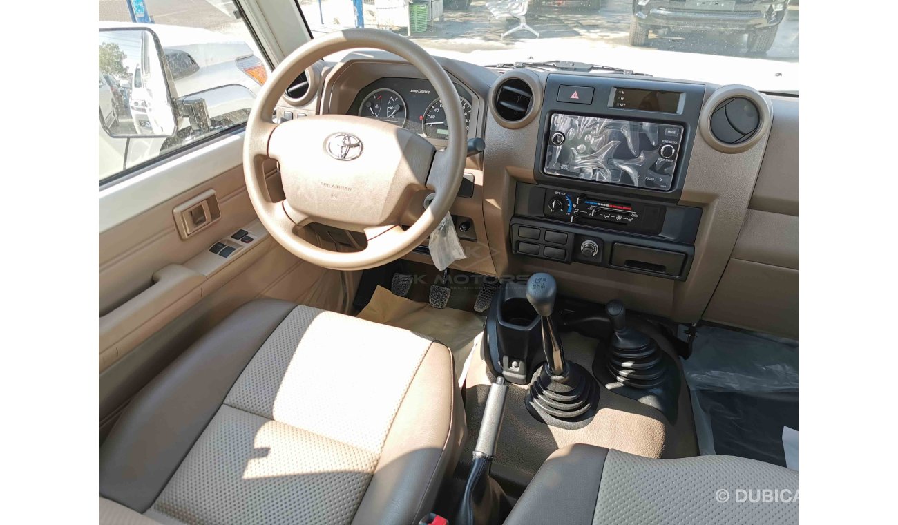 Toyota Land Cruiser Hard Top 4.2L DIESEL, 16" TYRE, SNORKEL, XENON HEADLIGHTS (CODE # LX7801)