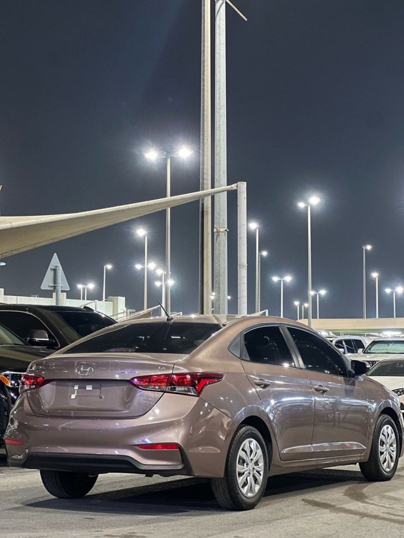 هيونداي أكسنت Base 1.6L (123 HP)