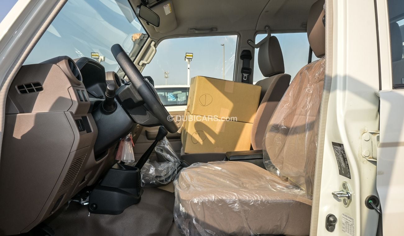 تويوتا لاند كروزر بيك آب LC79 DC 4.5L V8 MT YM 2024