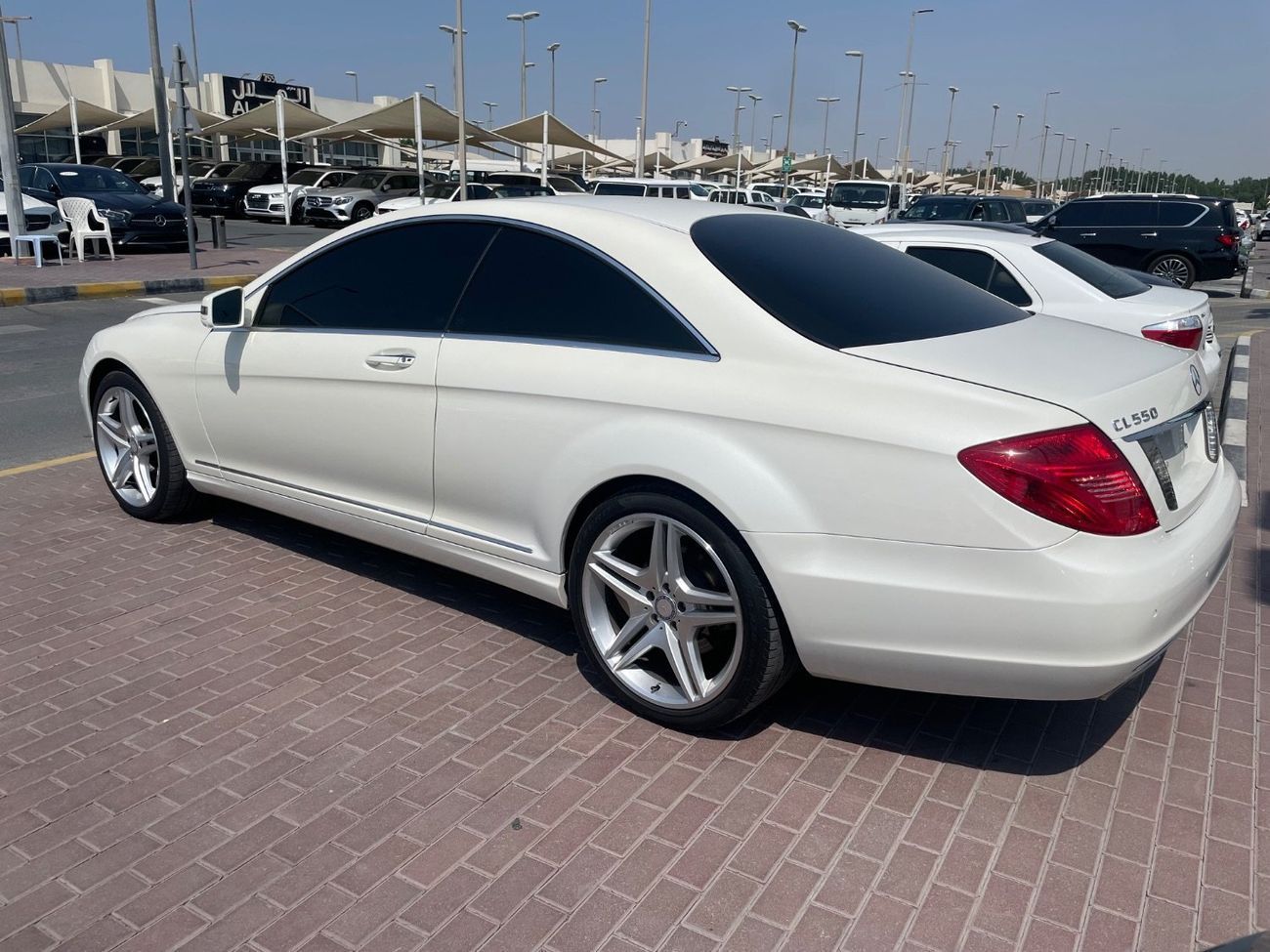 مرسيدس بنز CL 500 وارد اليابان اوراق جمارك نظيفة جدا ًبدون حوادث