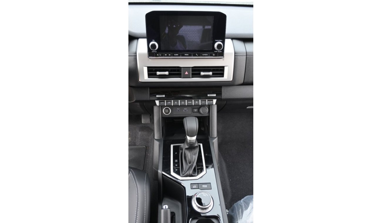 ميتسوبيشي L200 MITSUBISHI L200 SPORTERO 2.4L DIESEL DCABIN 4WD 6AT CHROME EDITION