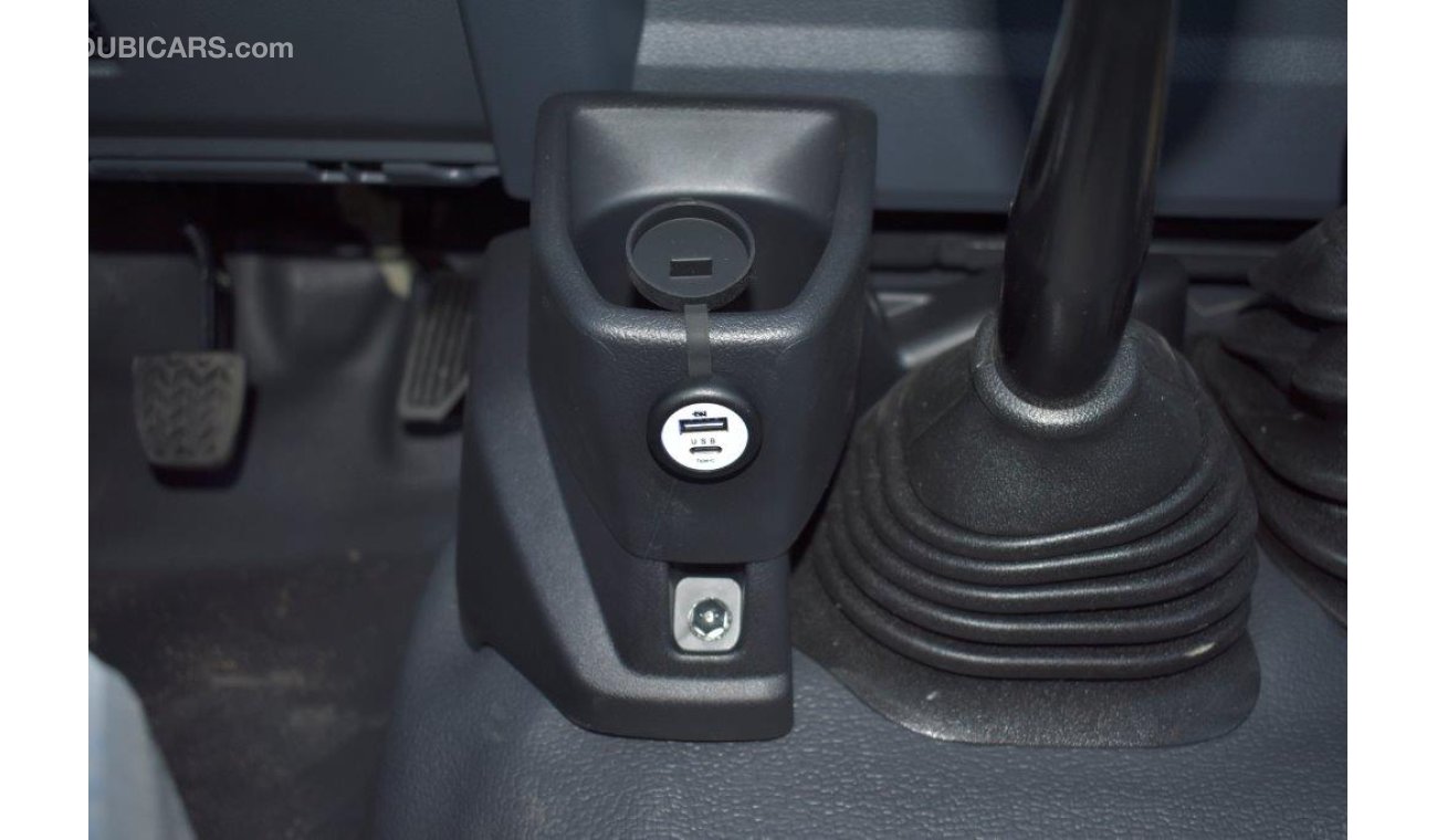 تويوتا لاند كروزر هارد توب V8 4.5L Turbo Diesel 9 Seat Manual Transmission