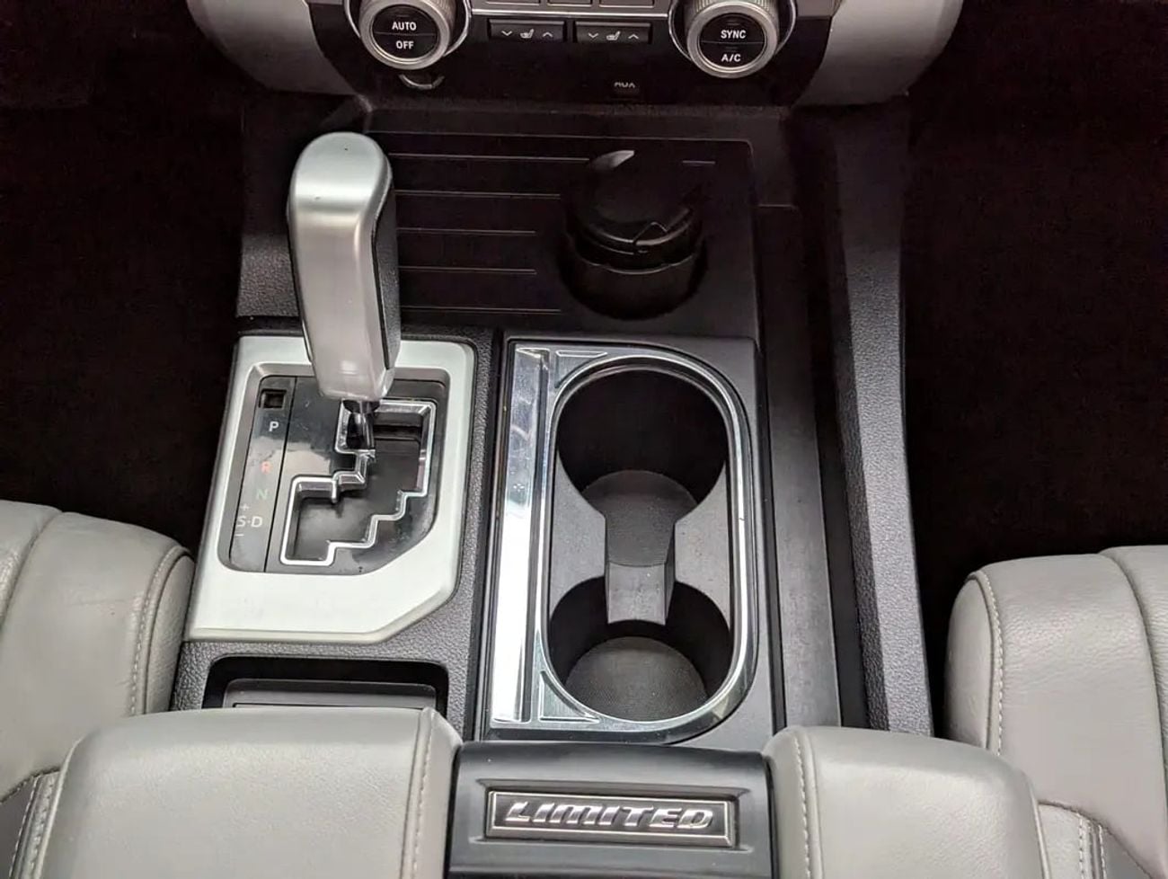 Toyota Tundra CrewMax Limited | 5.7L i-Force V8 | Full Size Luxury Pickup
