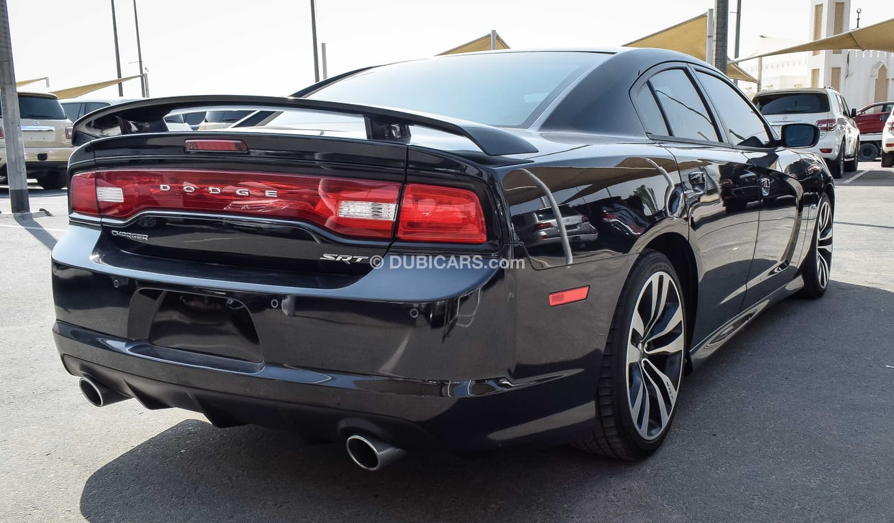 Dodge Charger SRT