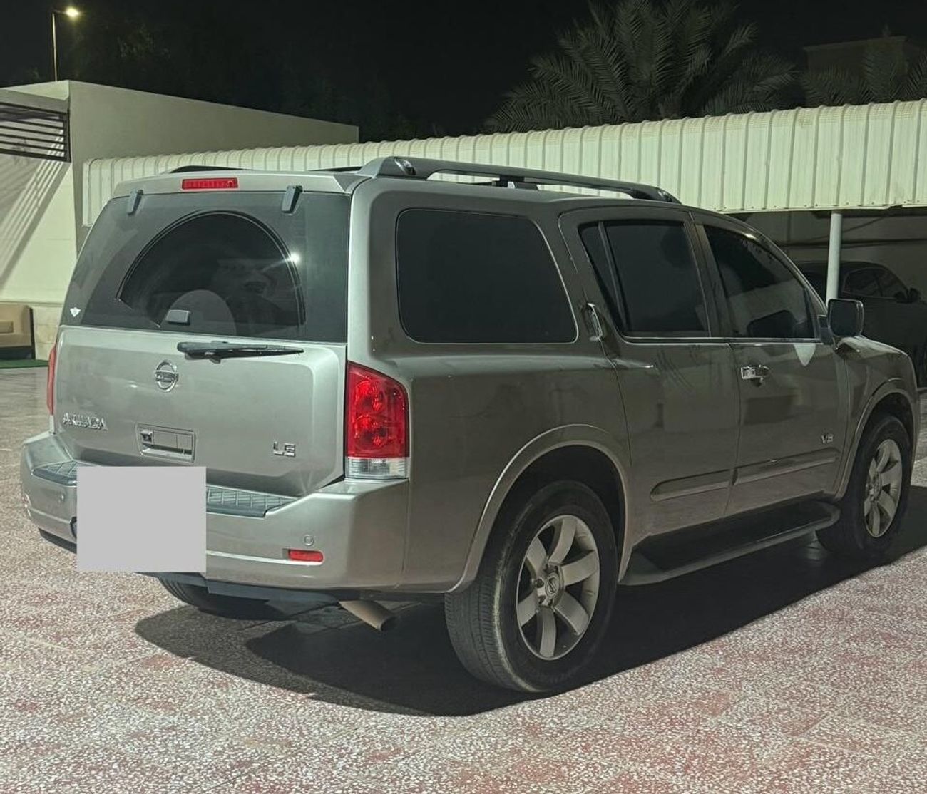 Nissan Armada