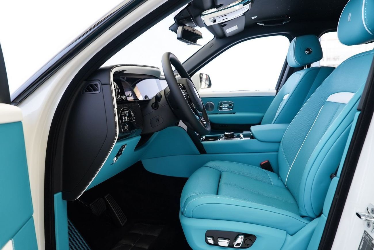 Rolls-Royce Cullinan Rolls Royce Cullinan Black Badge Series 2