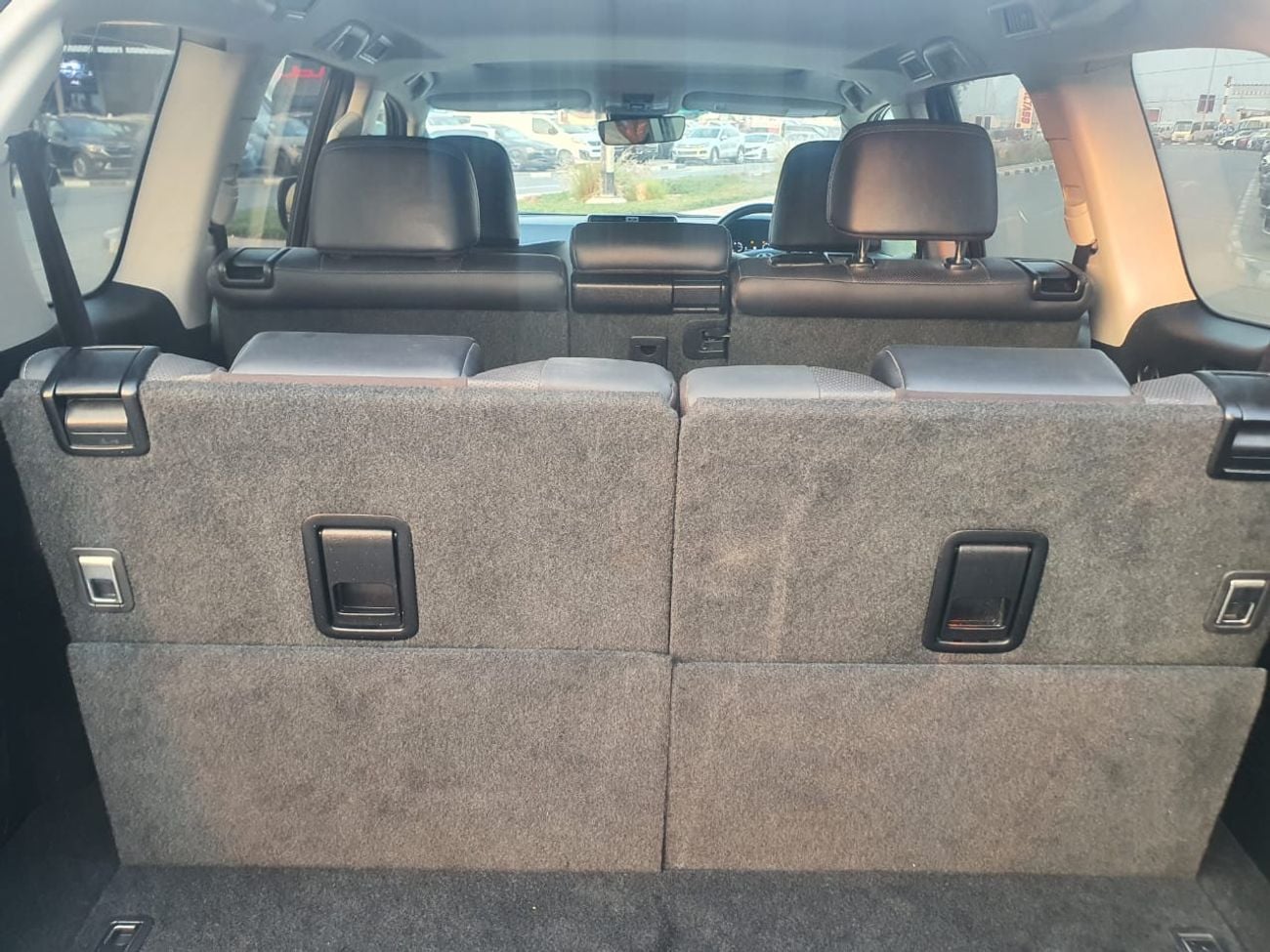 تويوتا برادو TXL 2.8L Top of the option Diesel Engine RHD 4WD V4 Automatic Gear SUV 7 Seats 5 Doors