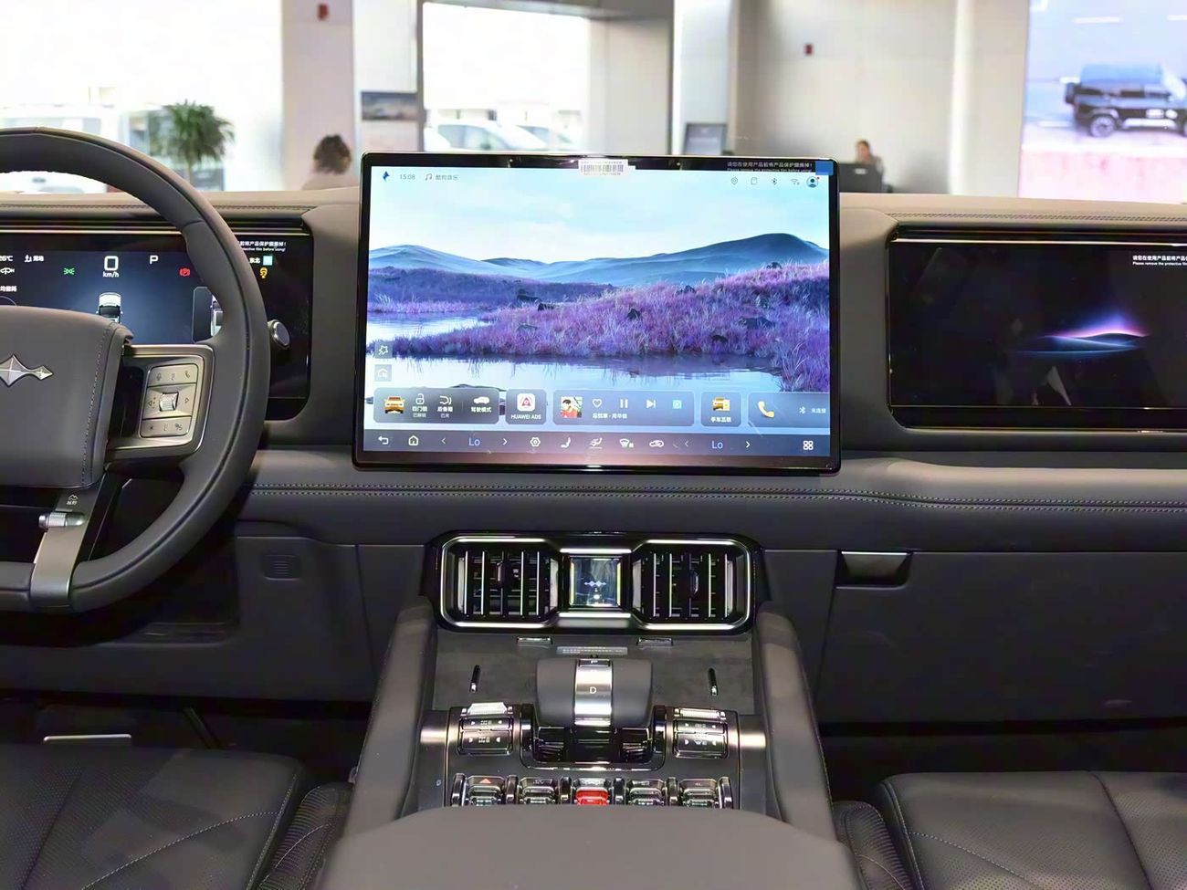 BYD Leopard 8 Smart and Brave Flagship Edition (6 Seats) 21-inch Rims with Tow Hook | 2025 | Ready Stock Limited Q