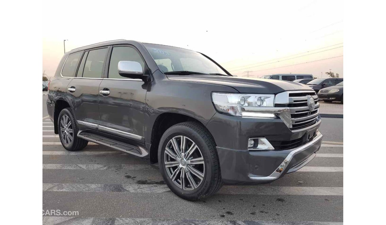 Toyota Land Cruiser fresh and imported and very clean inside and outside and totally ready to drive