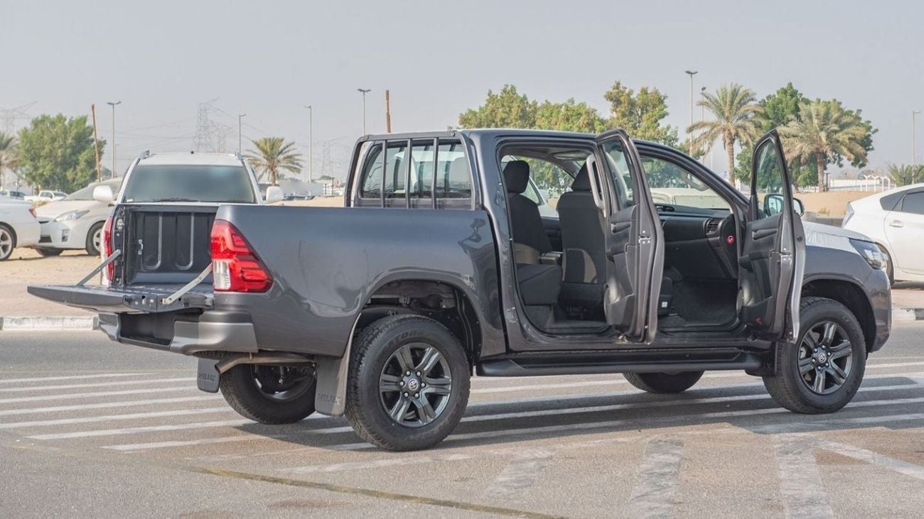 تويوتا هيلوكس SGLX HILUX 2.4L AT
