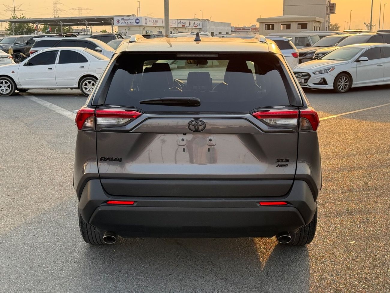 Toyota RAV4 2022 TOYOTA RAV4 XLE 4x4 FULL OPTIONS IMPORTED FROM USA