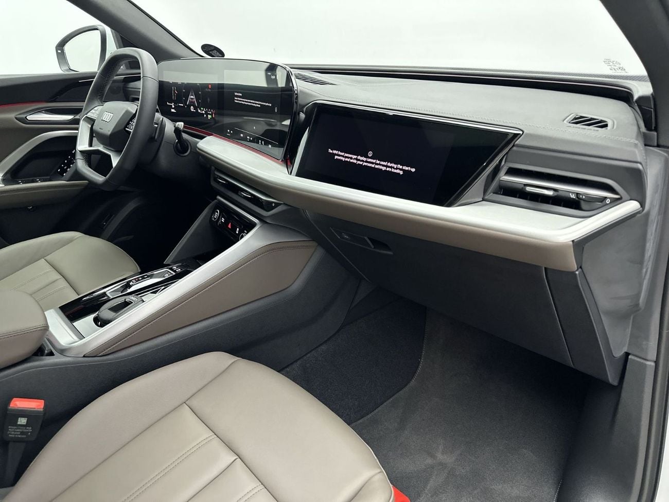 Audi Q5 45 TFSI Quattro 2.0L Q5 Sportback TFSI quattro 204hp S Line (Ref# 102794) - EXCLUSIVE OFFER