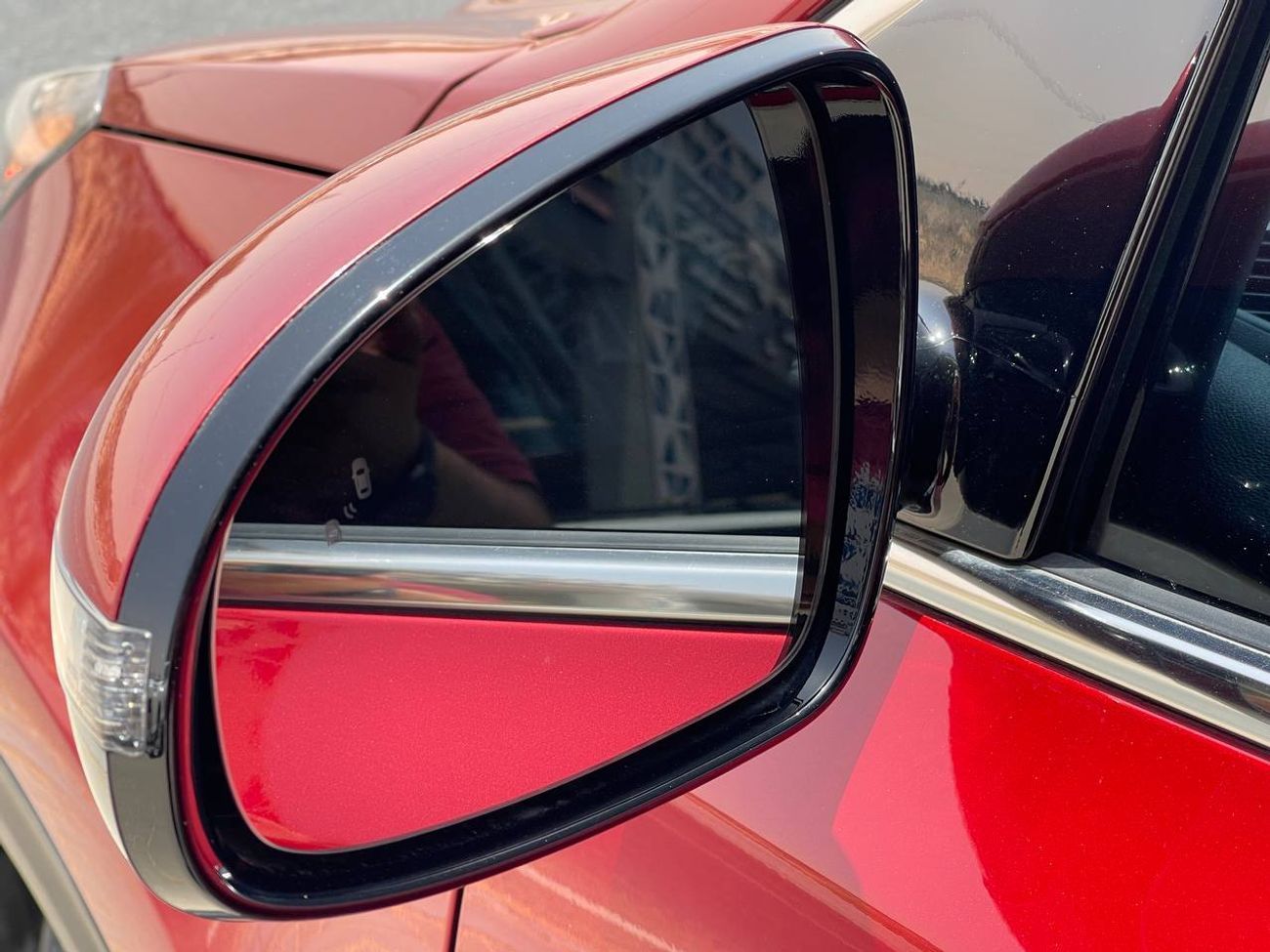 كيا سبورتيج LX / 2.4 V4 / رادار / مساعدة مسار / نقطة عمياء / شاشة كبيرة / جنوط / مكيف خلفي