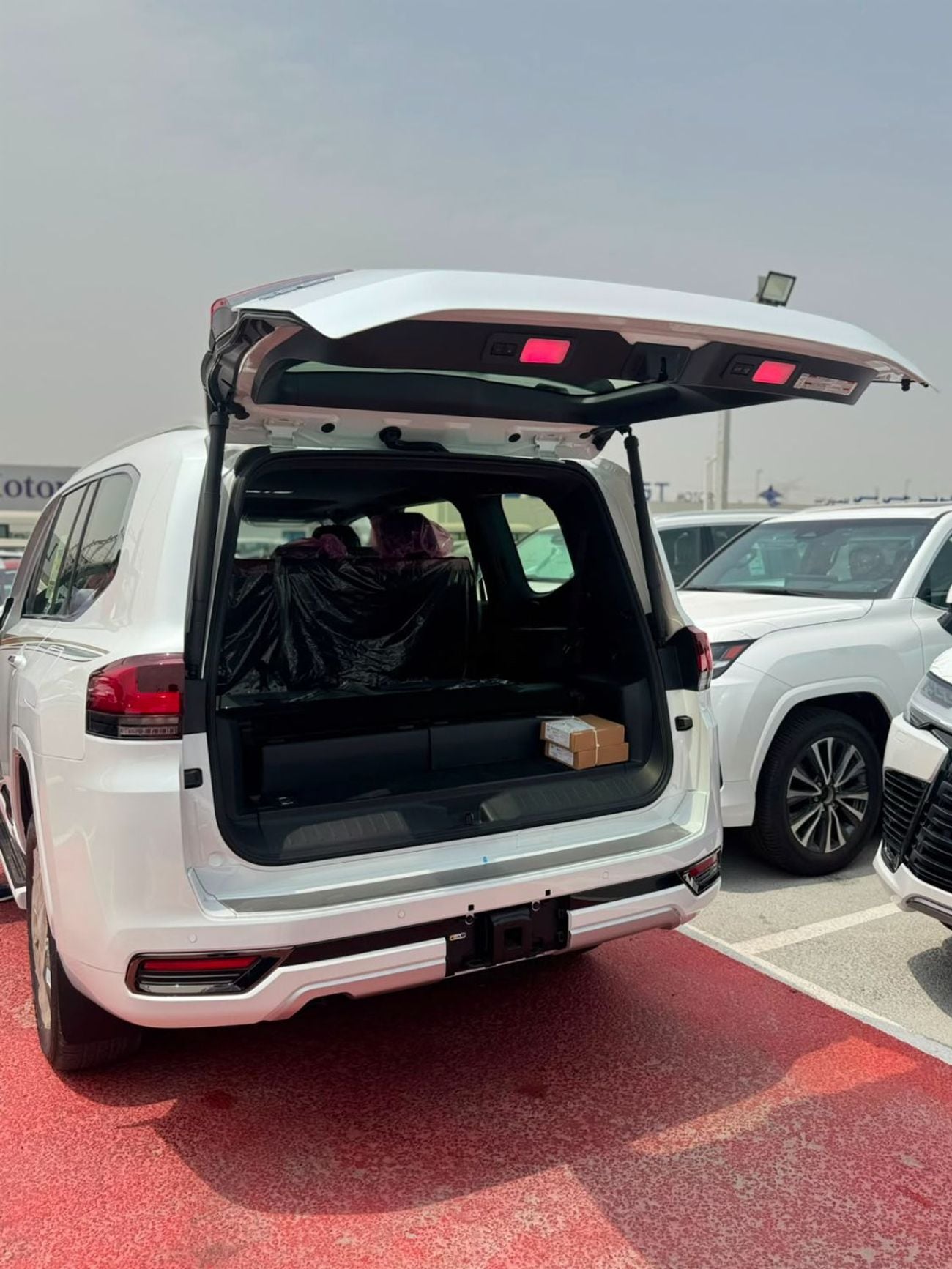 Toyota Land Cruiser VXR FULL OPTION