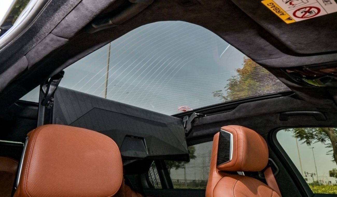 BMW 740Li BMW 740i 2023 Excellent Condition with 5 Years Dealer Warranty and Service contract AGMC