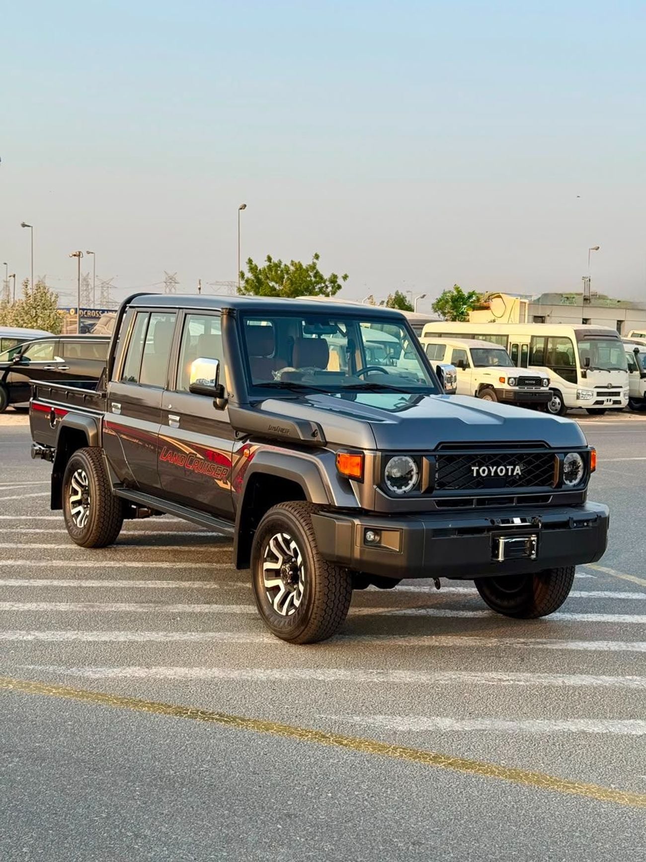 Toyota Land Cruiser Pickup 70 Toyota Land Cruiser (70 Series) (GRJ79) 4.0L Double Cabin 2026