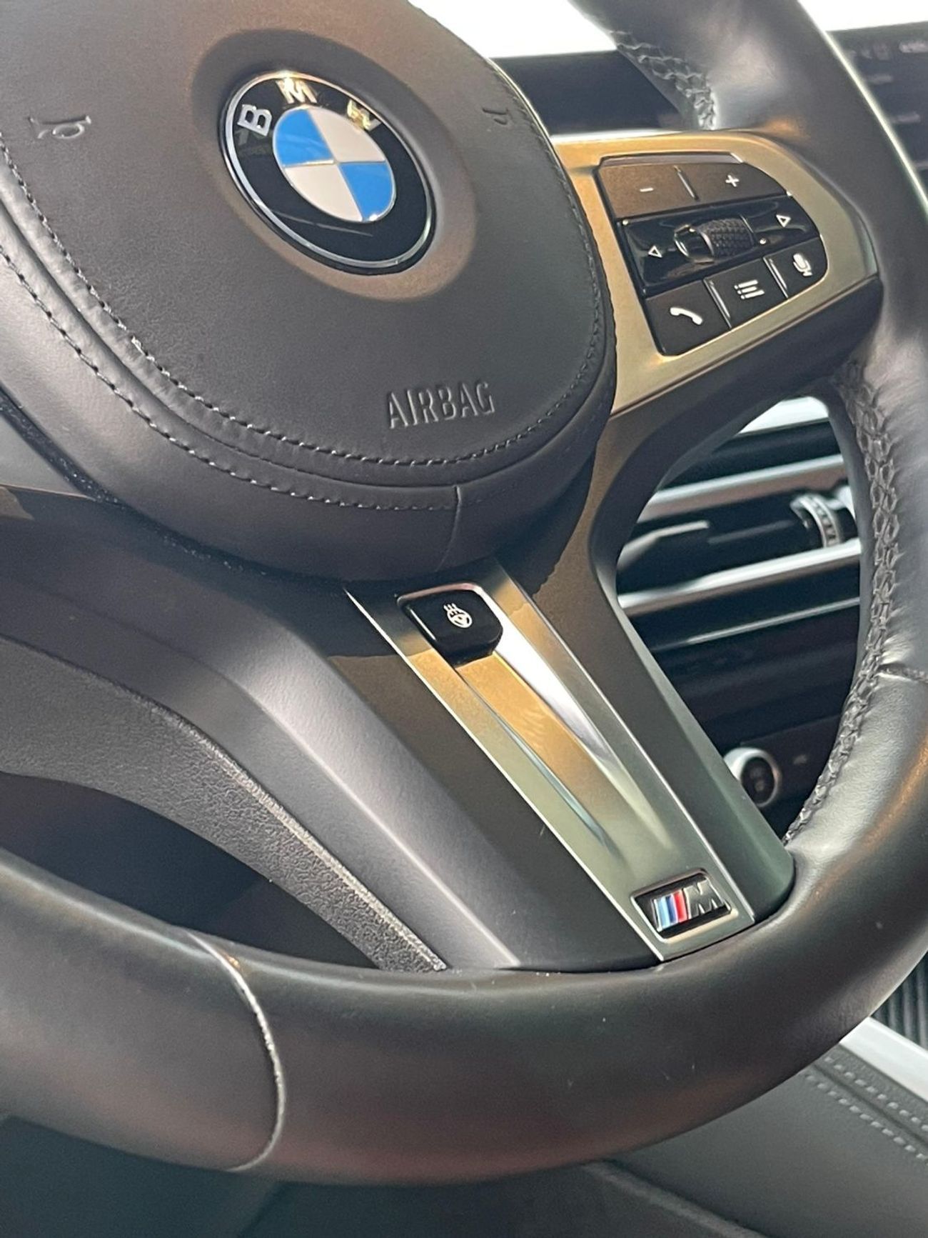 بي أم دبليو M440i M440i / V6 3.0L TURBO / X-DRIVE / B58 / 16000 كم فقط / شاشة عرض أمامية / شاشة كبيرة