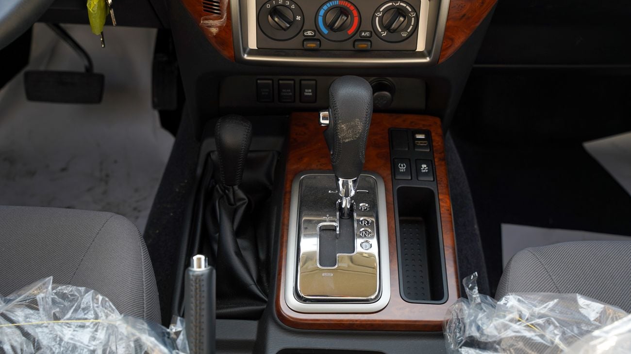 Nissan Patrol Safari