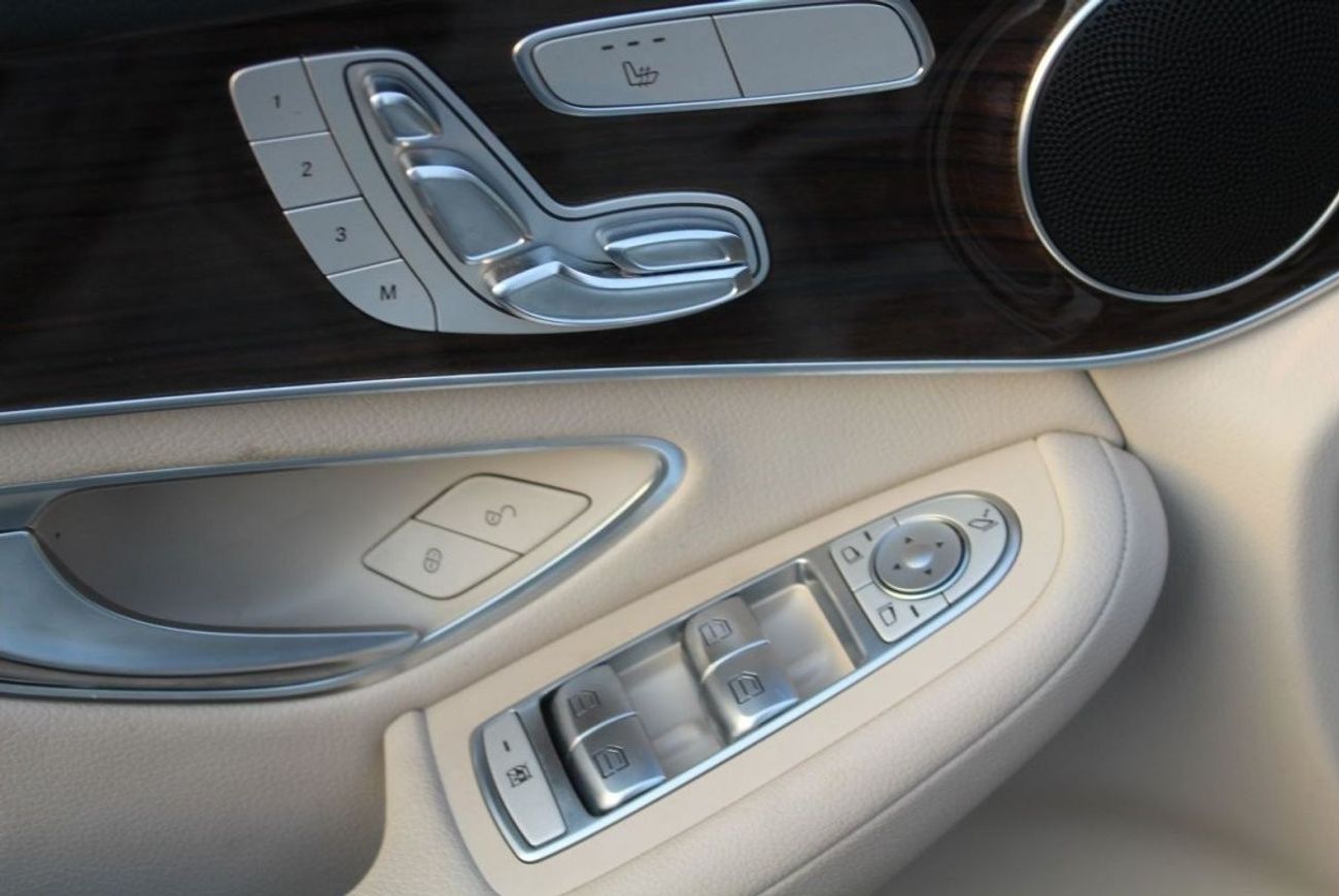 مرسيدس بنز GLC 300 AMG