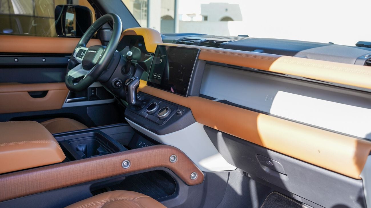 لاند روفر ديفندر