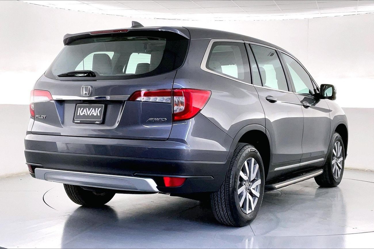 Jeep Grand Cherokee Limited Plus| 1 year free warranty | Exclusive Eid offer