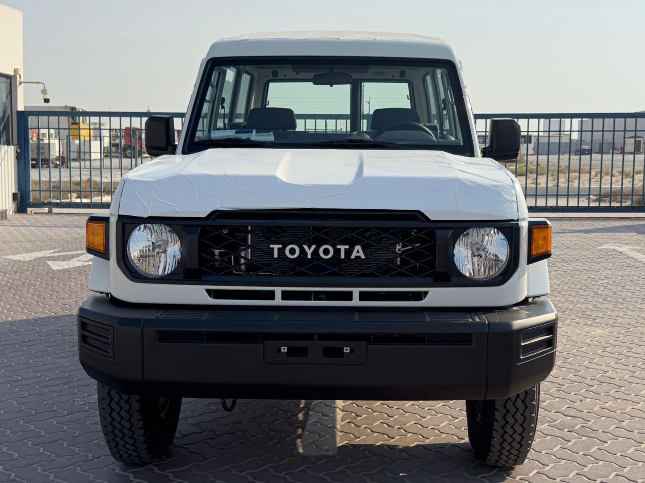 Toyota Land Cruiser 70 2024 Toyota LC78 2.8 Hard Top - White inside Bluish Grey | Export Only