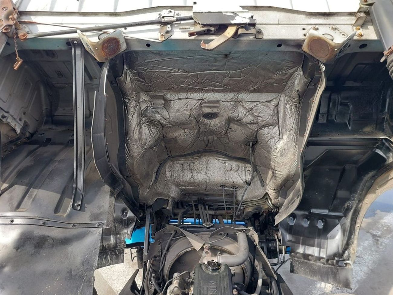 Mitsubishi Fighter MITSUBISHI FIGHTER TRUCK RHD 1995 MODEL 8.2 L DIESEL MANUAL(PM20050)