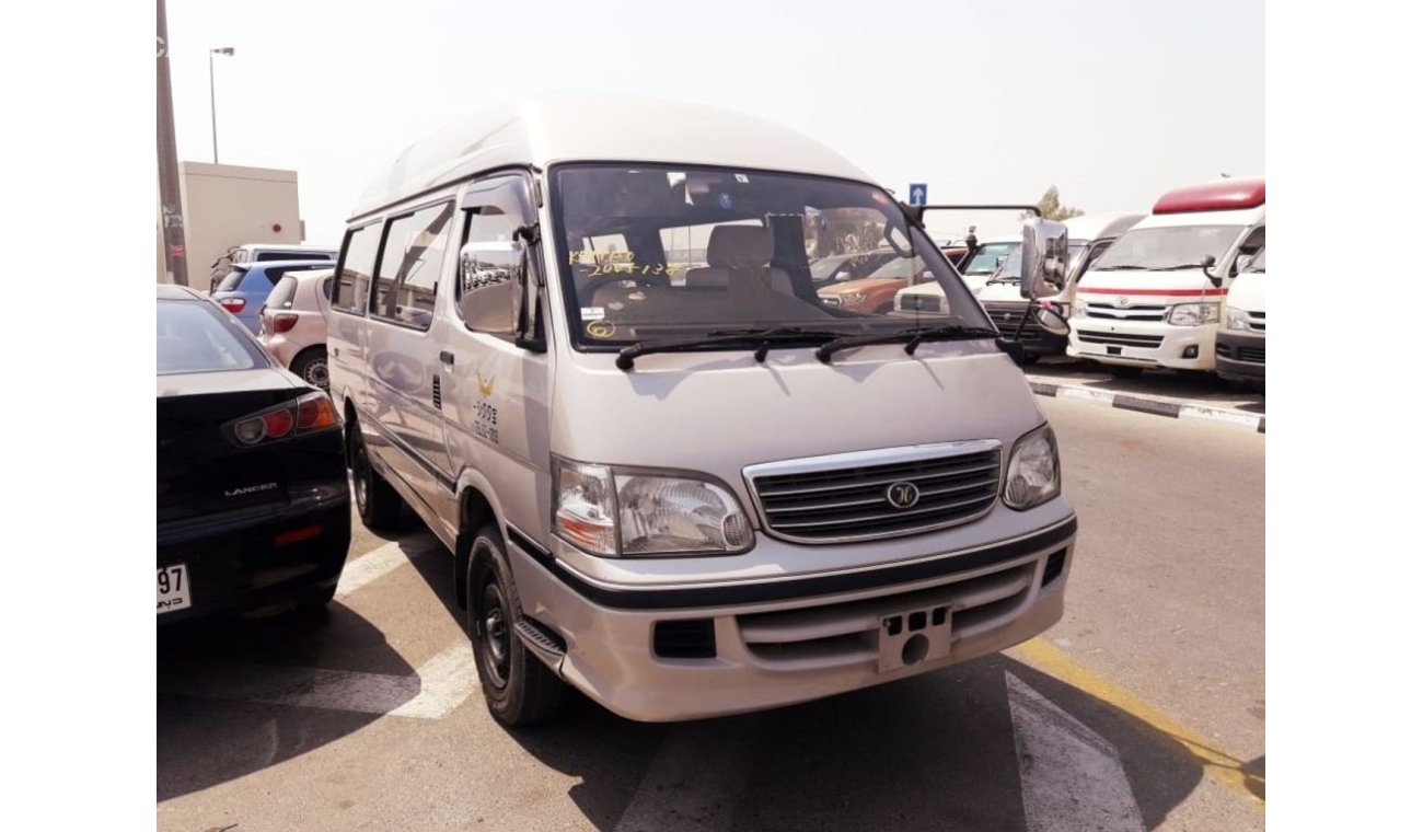 تويوتا هاياس Hiace Commuter RIGHT HAND DRIVE (Stock no PM 316 )