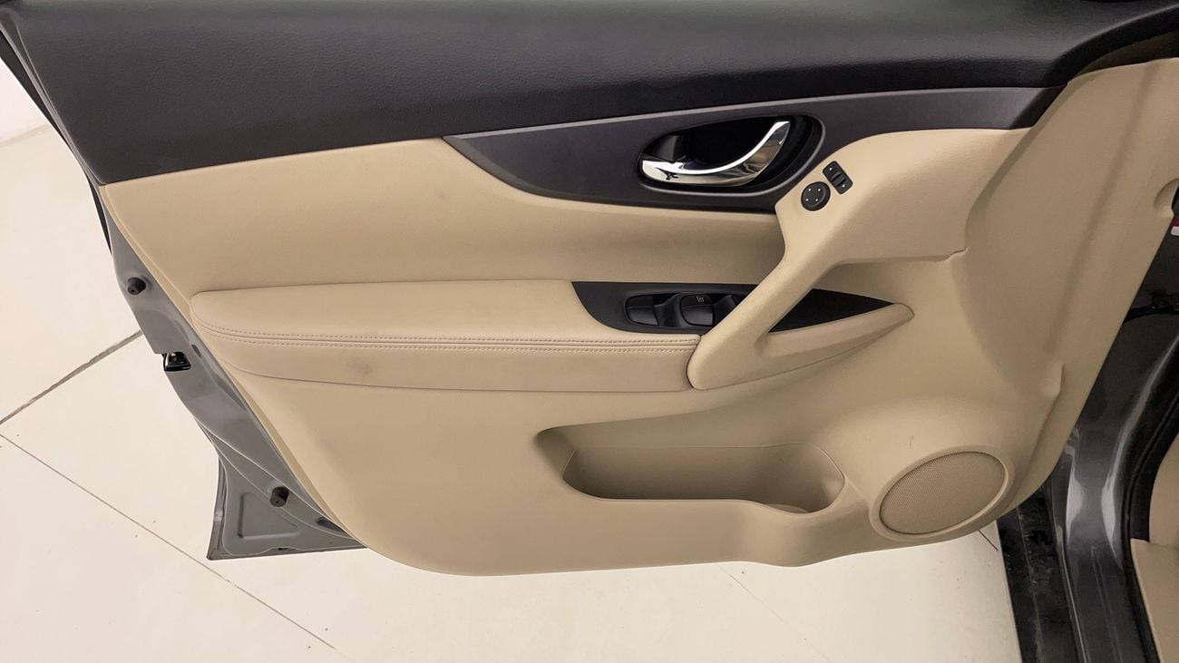 نيسان إكس تريل S 2.5 | بدون دفعة مقدمة | اختبار القيادة في المنزل