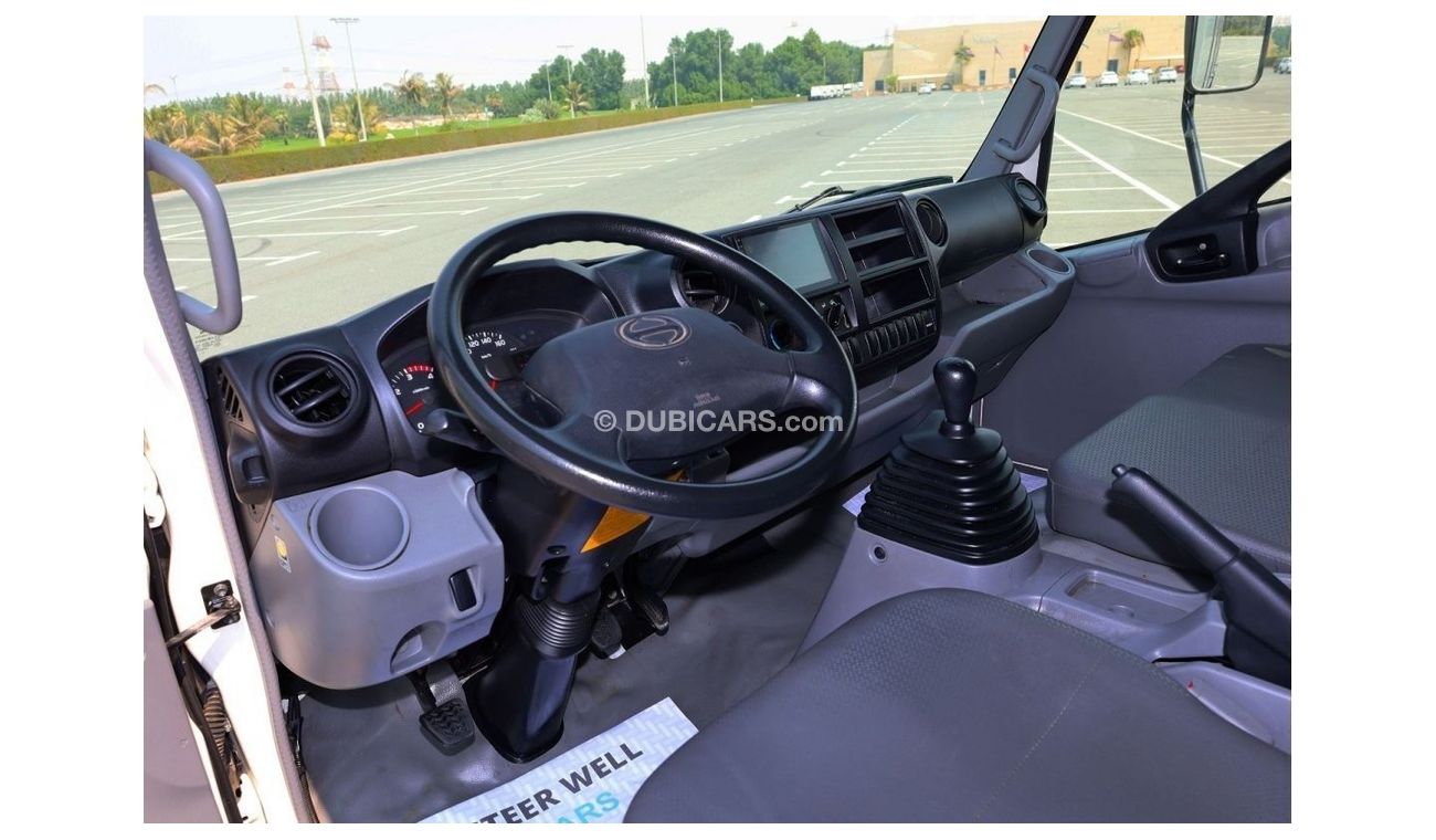 Hino 300 916 - Water Delivery Shutter Box - Diesel | GCC Specs - Ready for your Business