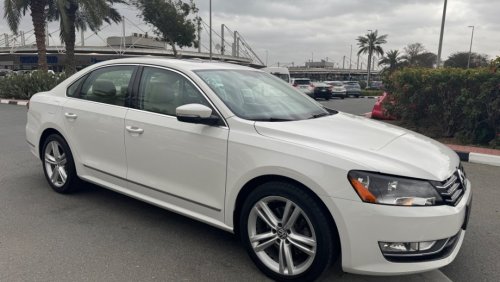 Volkswagen Passat SEL Passat 2015 GCC top of rang with low Km