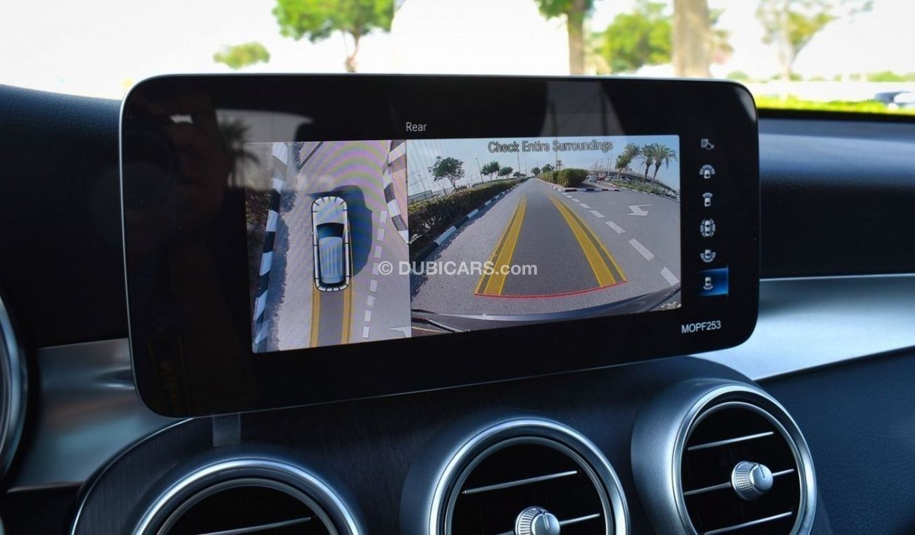 Mercedes-Benz GLC 300 4MATIC Mercedes GLC 300 AMG / 2021 / USA