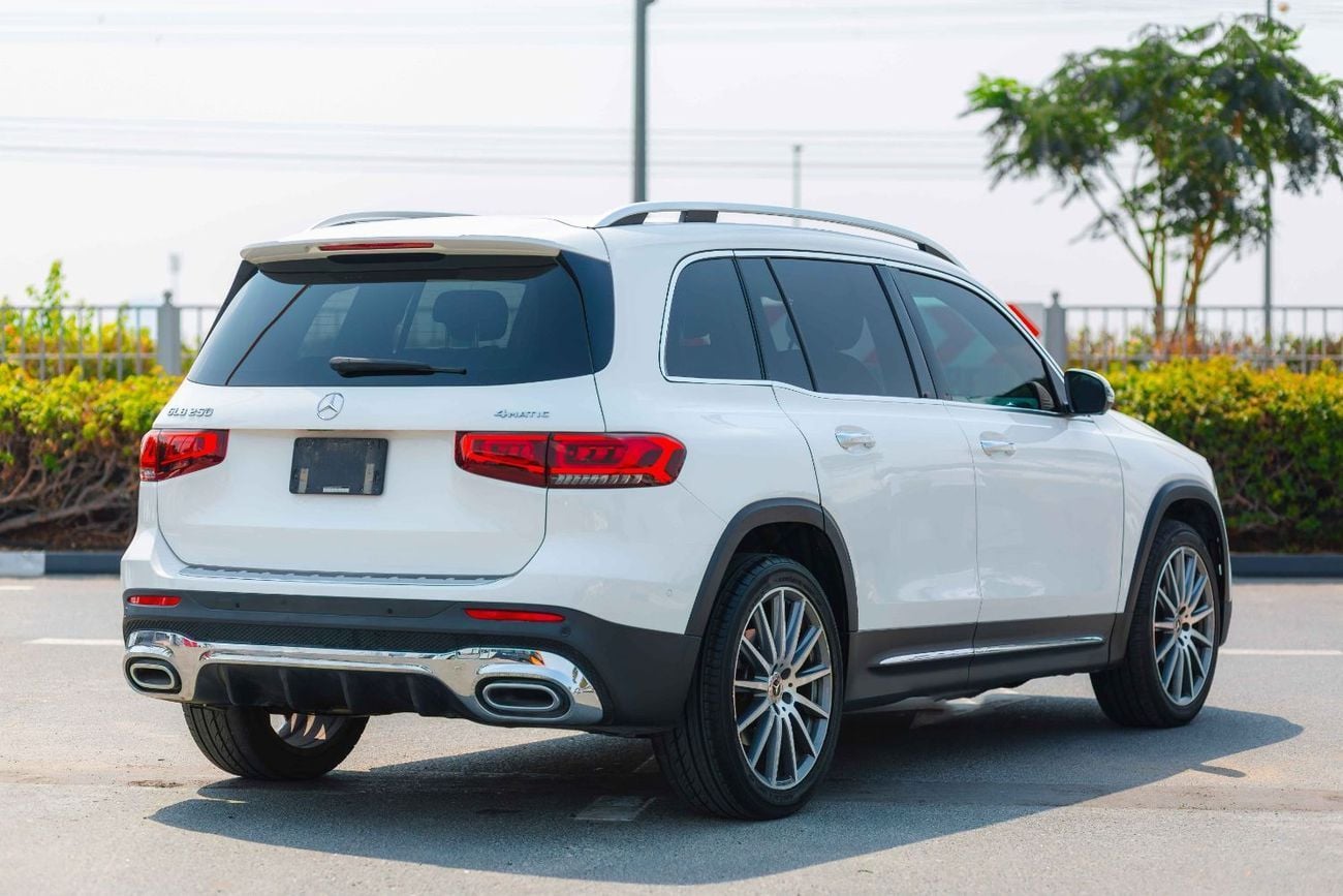 مرسيدس بنز GLB 250 4MATIC 2.0L (221 HP)