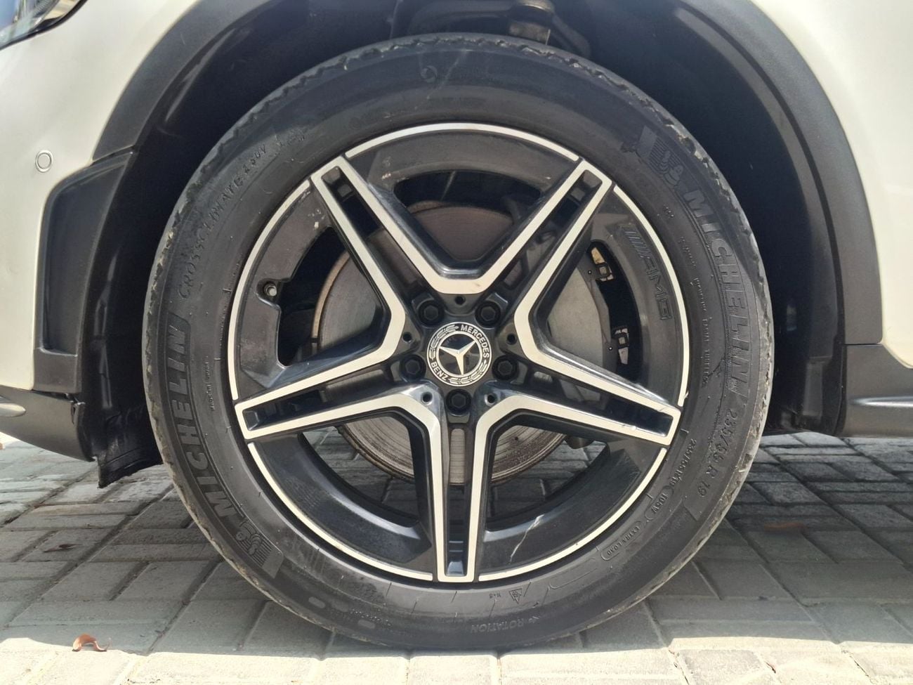 Mercedes Benz GLC 300 AMG Mercedes-Benz GLC300 coupe 2021 full option  original  paint