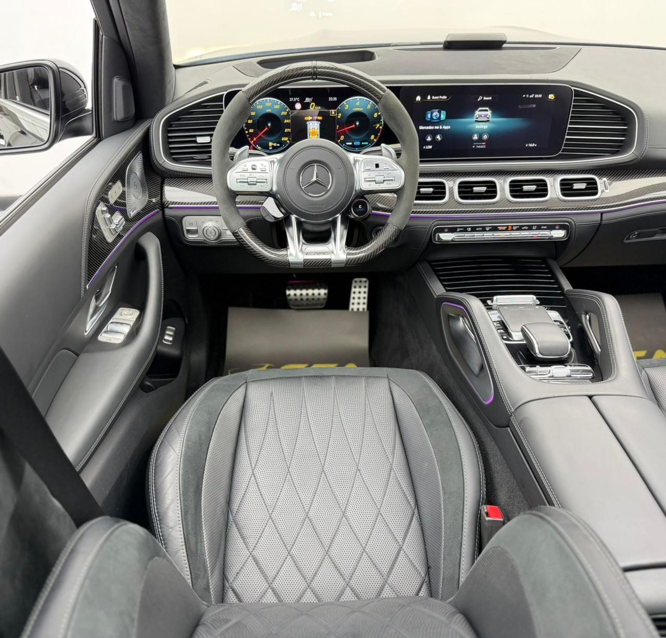 Mercedes Benz GLS63 AMG STANDARD