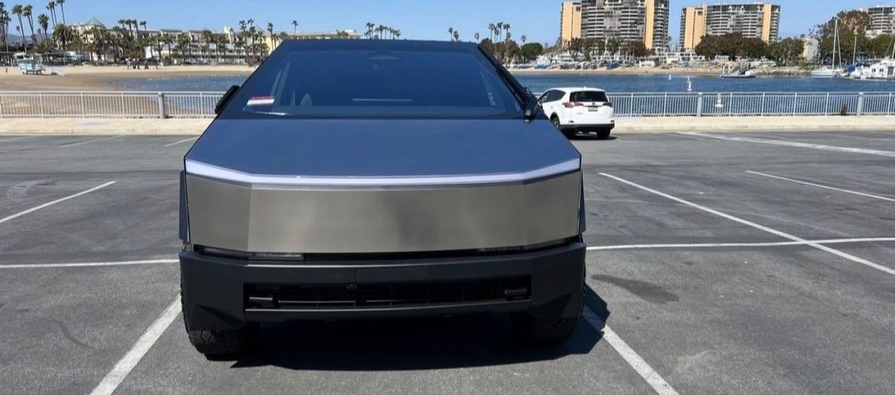 تسلا سايبرتراك BRAND NEW /ZRRO KM / ELECTRIC CAR /MODEL 2024