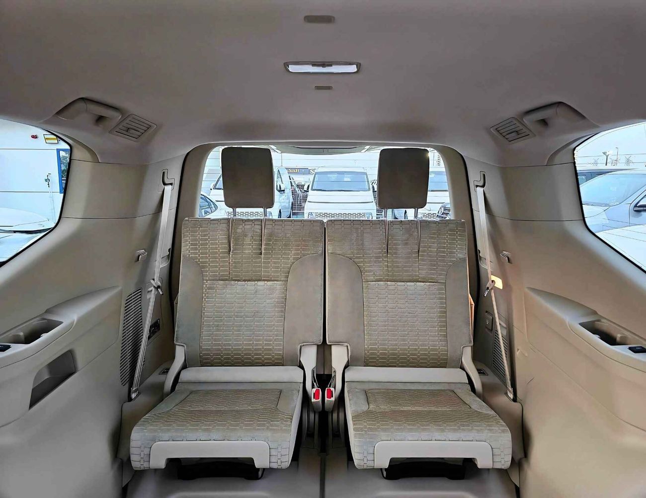 Toyota Land Cruiser GXR 3.3L Diesel Twin Turbo | Sunroof | Driver Electric Seat (CODE # GXR-G1)