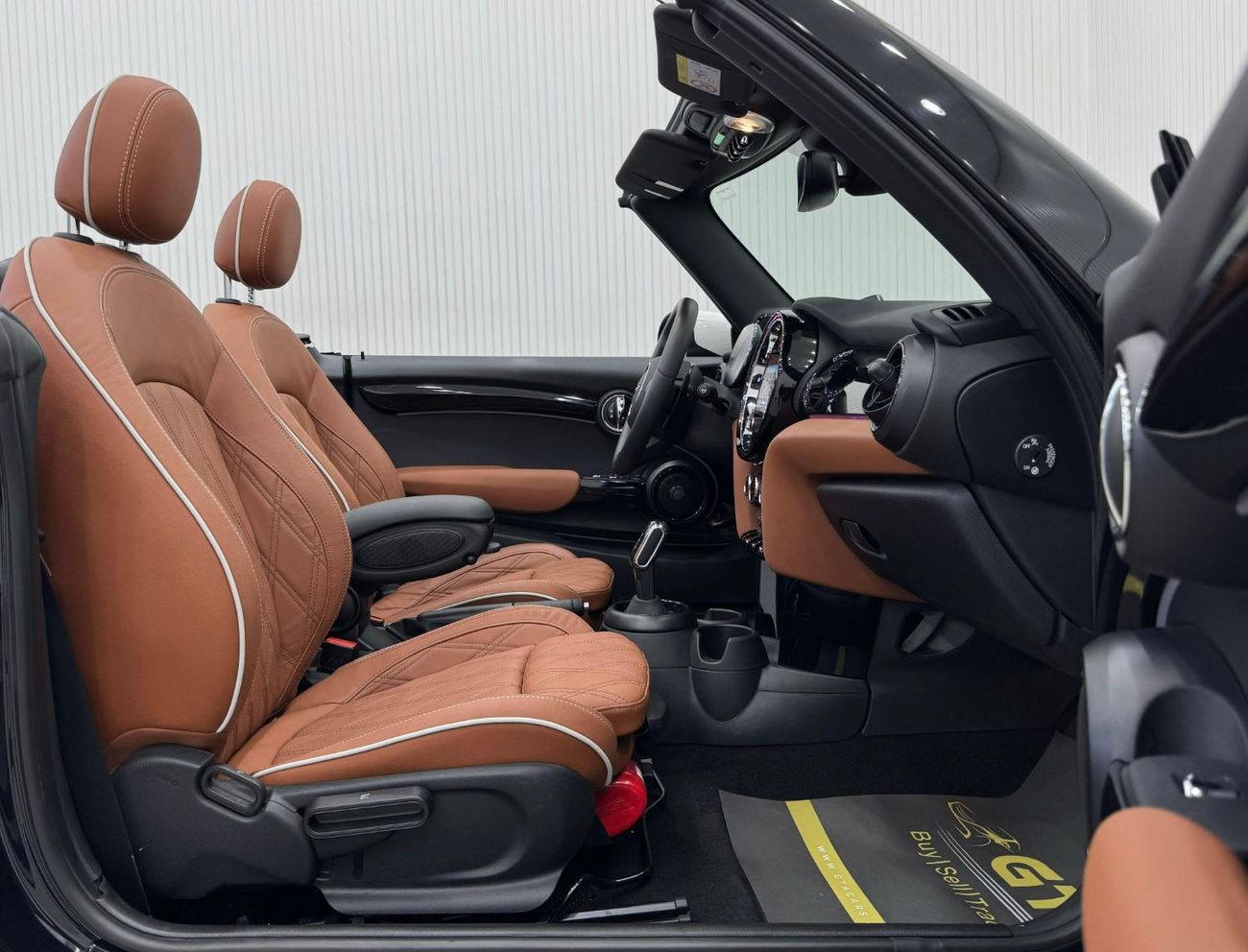 Mini Cooper S Cabrio 2023 Mini Cooper S Cabriolet, Jun 2028 AGMC Agency Warranty + Service Package, Full Service History2