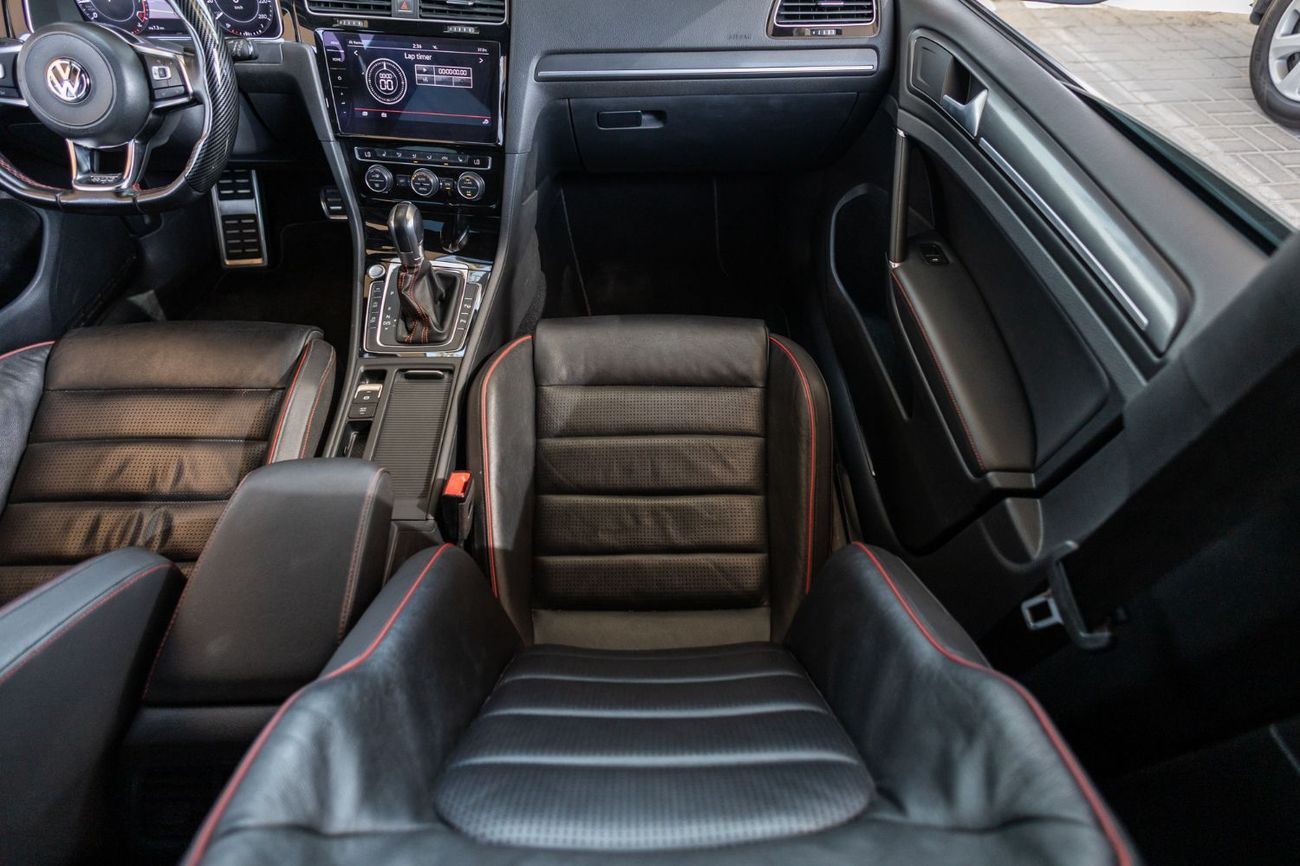 Volkswagen Golf GTI 2.0L