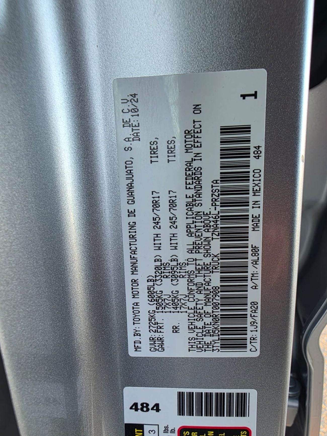 تويوتا تاكوما 2.4T SR5 (4x4)