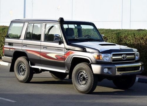 تويوتا لاند كروزر 76 HARDTOP LX V8 4.5L  DIESEL  4WD
