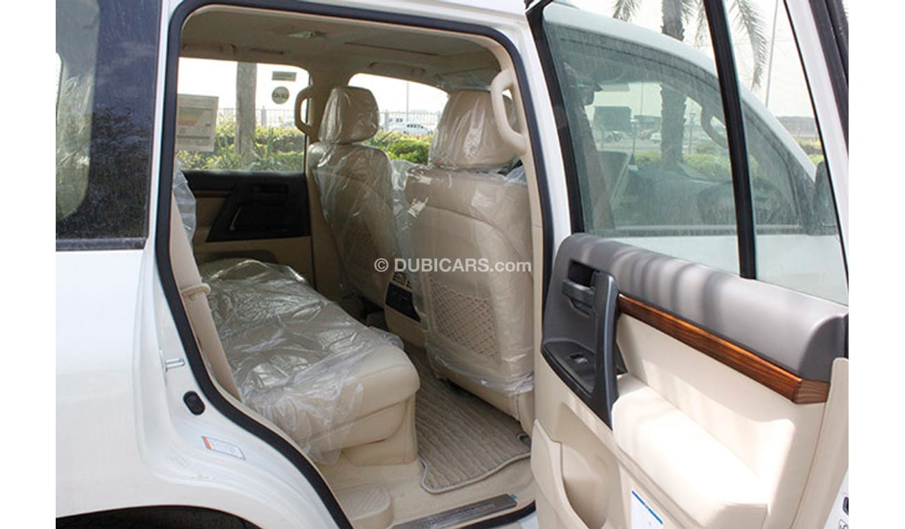 Toyota Land Cruiser Toyota Landcruiser 4.6L Petrol, 5 DR GXR FB
