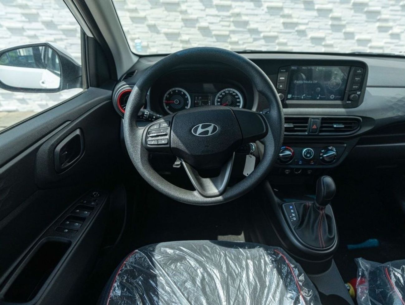 Hyundai Grand i10 AED 786 PM • 2025 BRAND NEW GRAND i10 SMART • OFFICIAL HYUNDAI WARRANTY UNTIL 5 YEARS