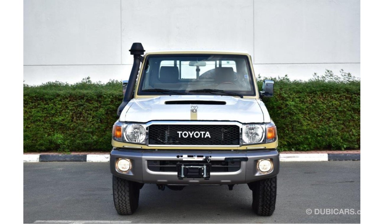 Toyota Land Cruiser Pick Up 79 Sc LX V8 4.5L Diesel 4wd MT