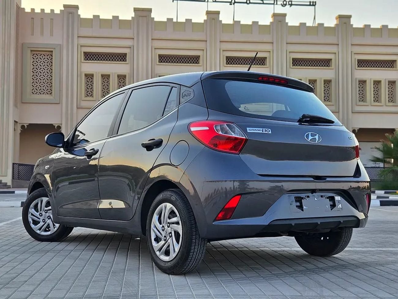 Hyundai Grand i10 SMART GCC Specs Almost A Premium Condition With Low KM With Bank Finance
