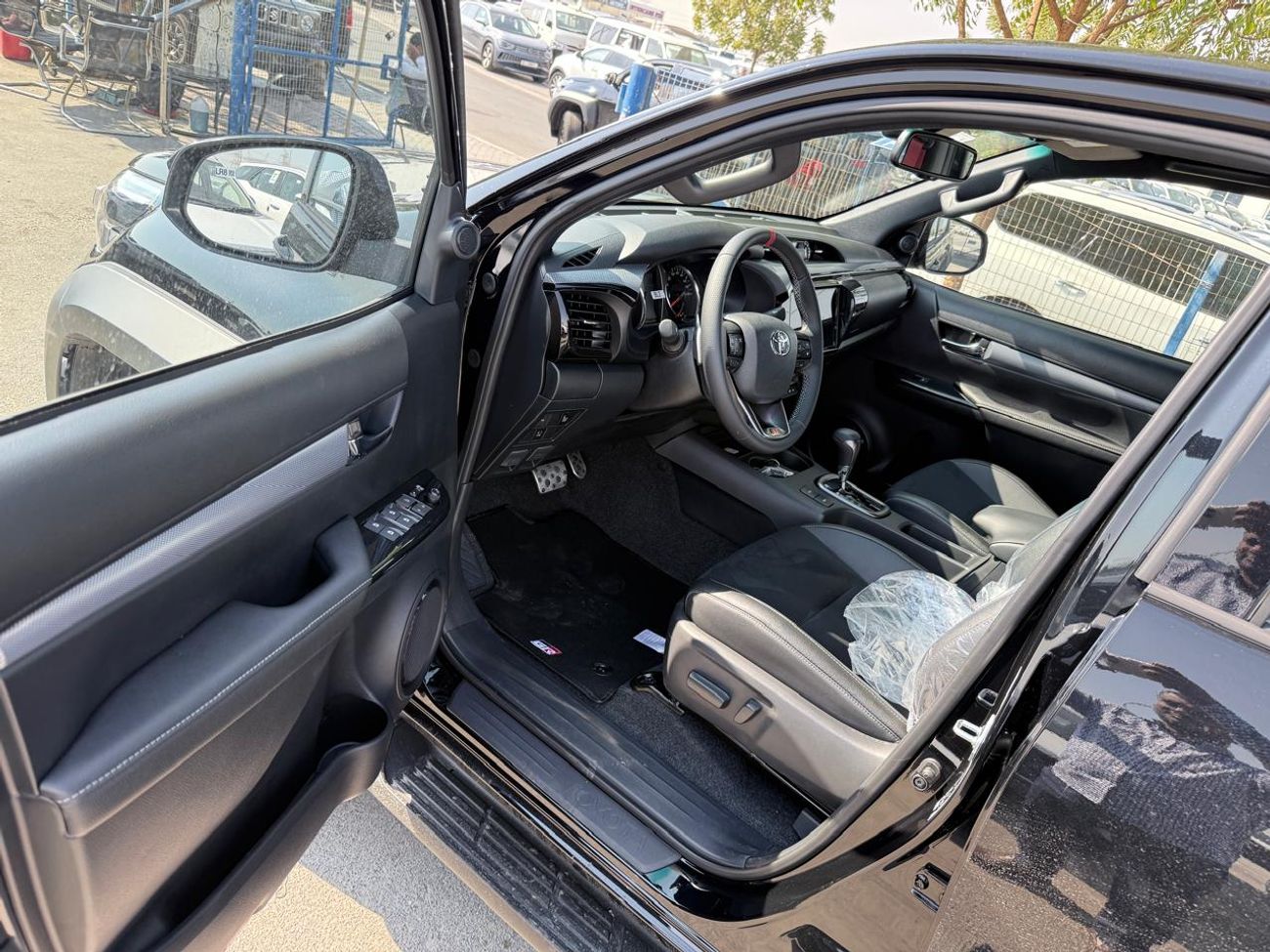 تويوتا هيلوكس GR Sport 2.8L