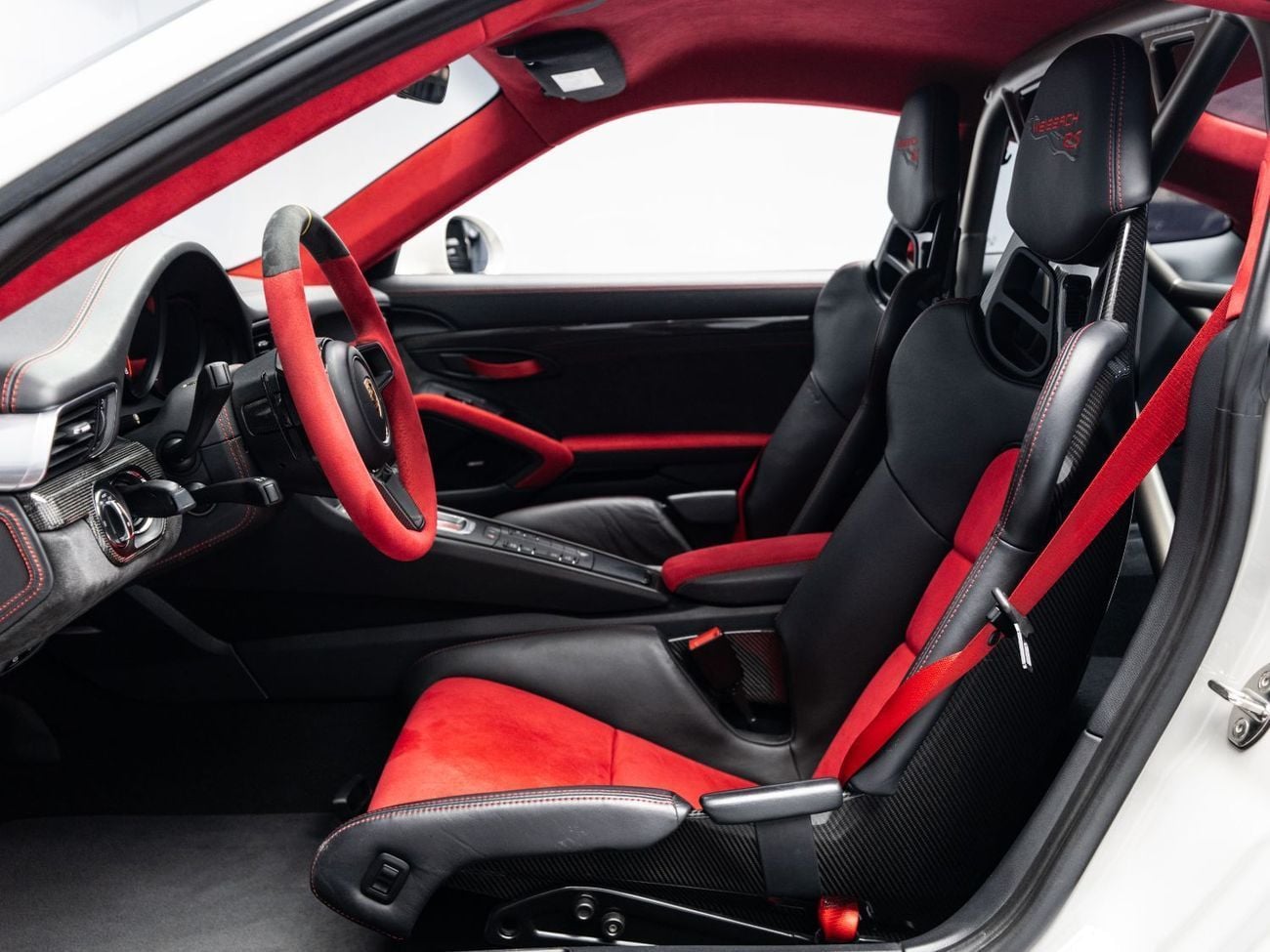 Porsche 911 GT2 RS 3.8L SUMMER STARTS NOW | EXCLUSIVE DEAL BY BLACKLINE, 2018 911 GT2 RS Weissach, May 2028 Pors